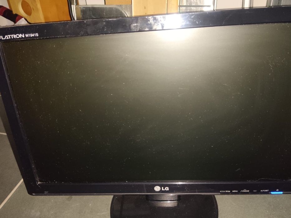 Monitor LG Flatron de 20 polegadas