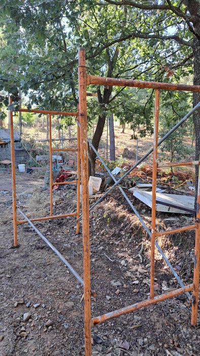 Andaimes par obras