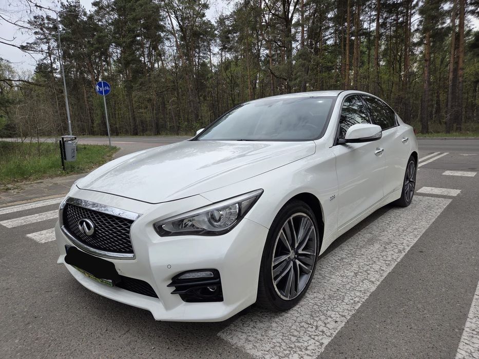 Infiniti Q50