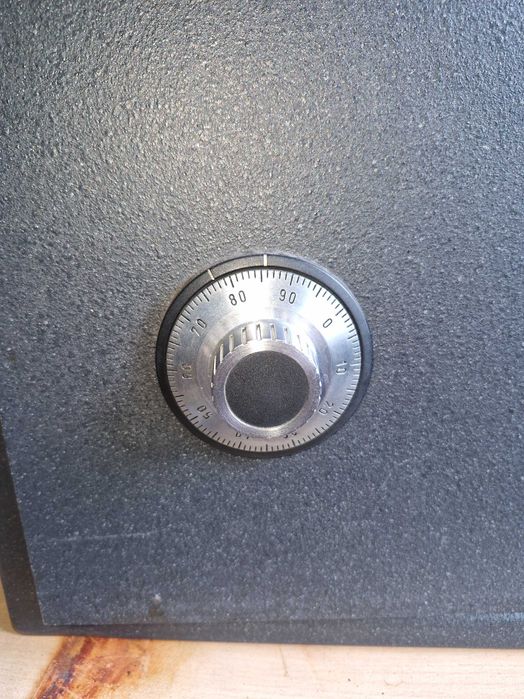 Сейф для грошей та документів ПАРИТЕТ-К  (ТМ GRIFFON)