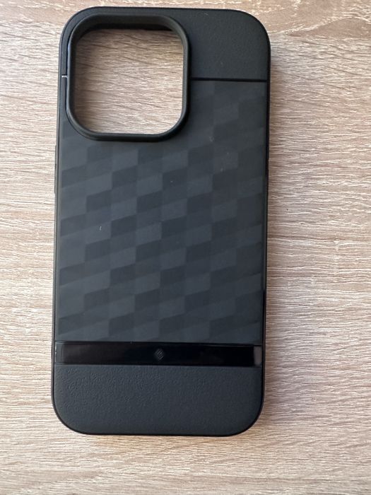 Nowy case 1:1 spigen iphone 14 pro