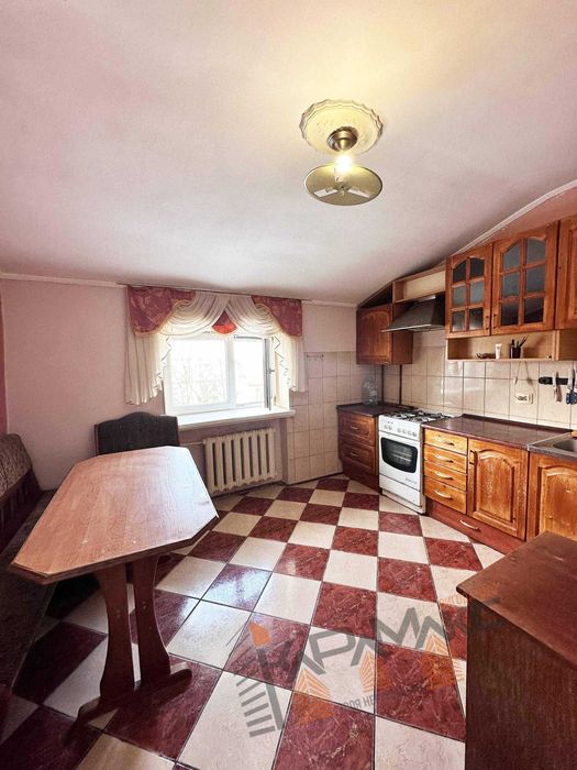 Продаж 3-кімнатної квартири у Львові, Франківський район