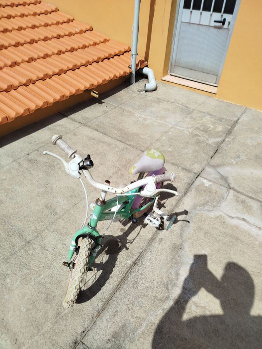 Bicicleta criança com rodinhas