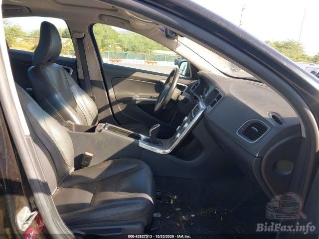 Volvo S60 2016 2.0 в Києві