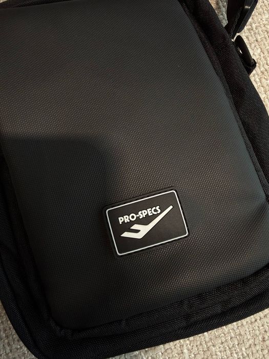 Сумка через плече бренду PRO-SPECS