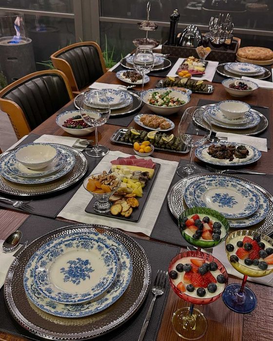 Serviço de louça de porcelana azul antigo, 24 peças| Vintage Baby Blue