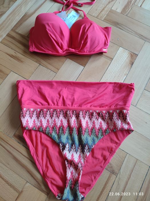 Kostium kąpielowy nowy dwuczęściowy