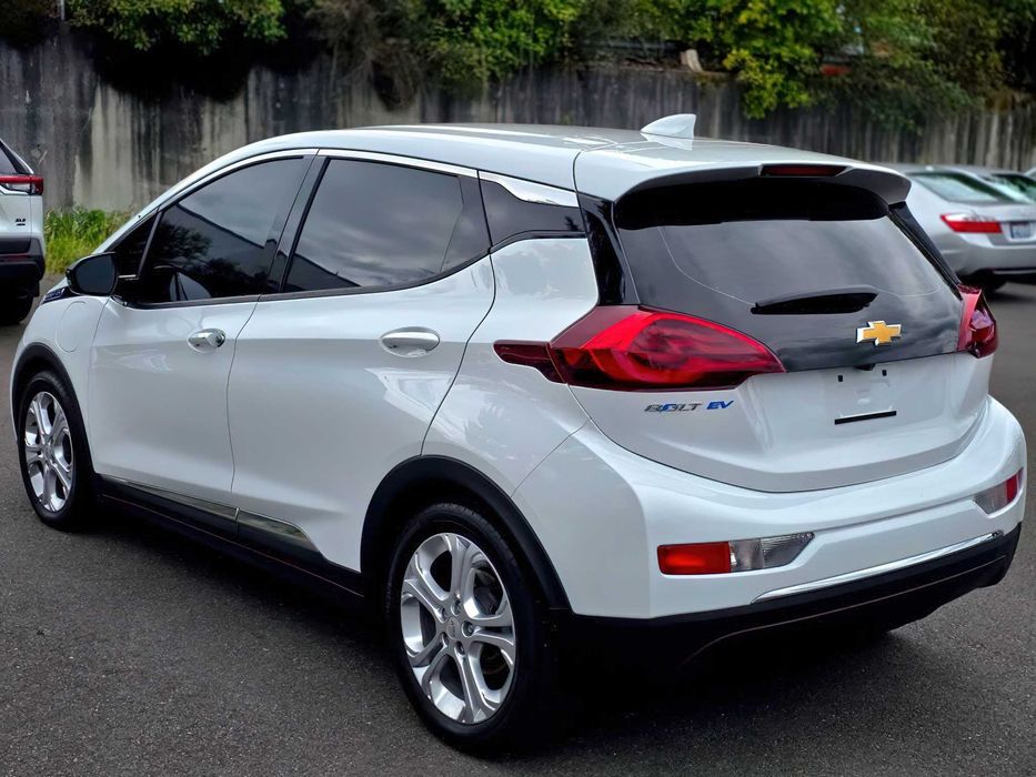 Chevrolet Bolt Ev      2020
