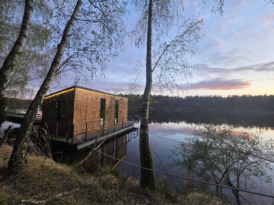 Houseboat - NEST całoroczny dom na wodzie 4,5x11m
