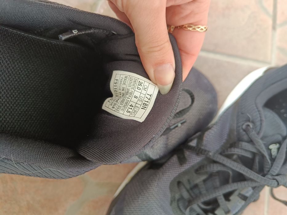 Buty biegowe Asics rozmiar 41.5
