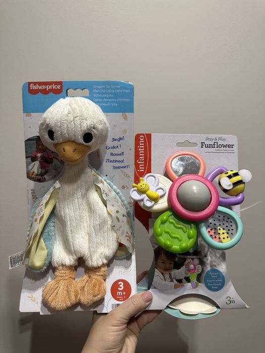 Гусеня fisher price квітка infantino 3 m+