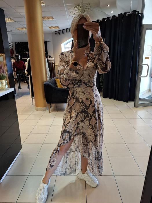 Sukienka wzor zwierzecy