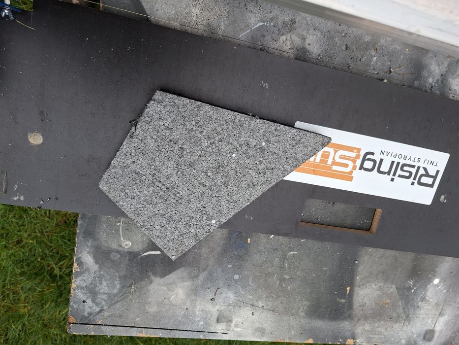 Maszynka gilotyna do ciecia styropianu