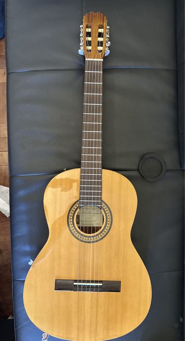 Guitarra Clássica Manoel Rodríguez Eletrificda com Pré Fishman Presys