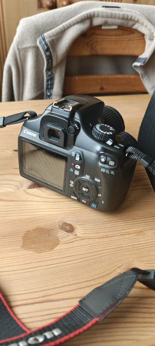 Canon eos 1100d super stan