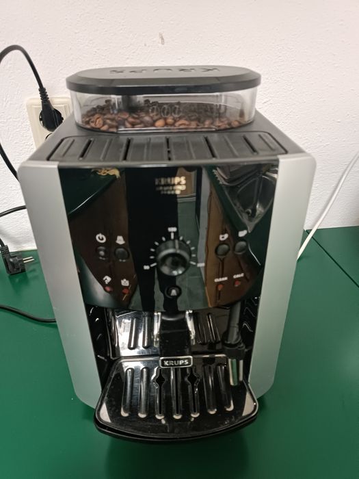 Máquina de café Krups Quatro Force