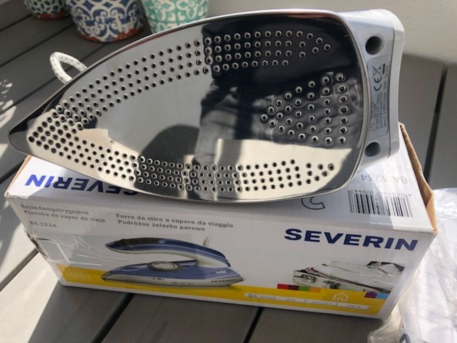Sprzedam żelazko turystyczne SEVERIN 1000W 115/230 V model BA3234