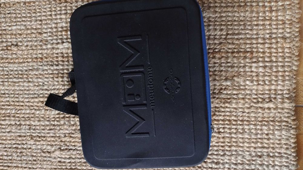 Camera de ação GoPro hero com muitooooos acessórios