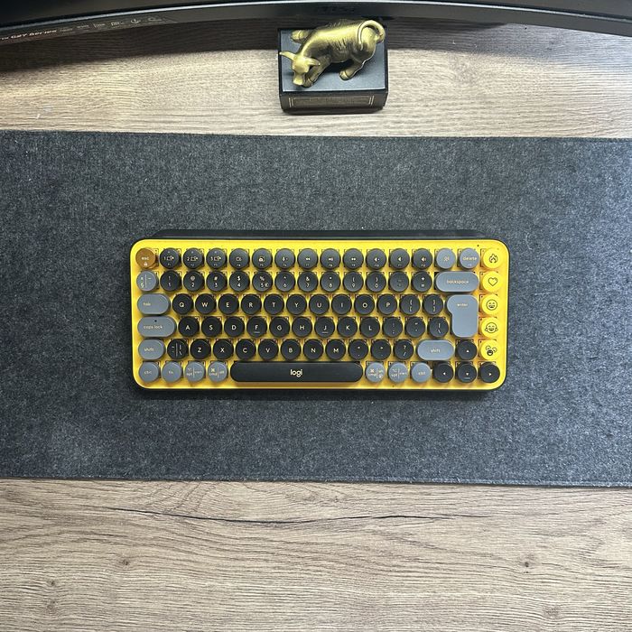 Klawiatura LOGITECH Pop Keys Black & Yellow – stan idealny