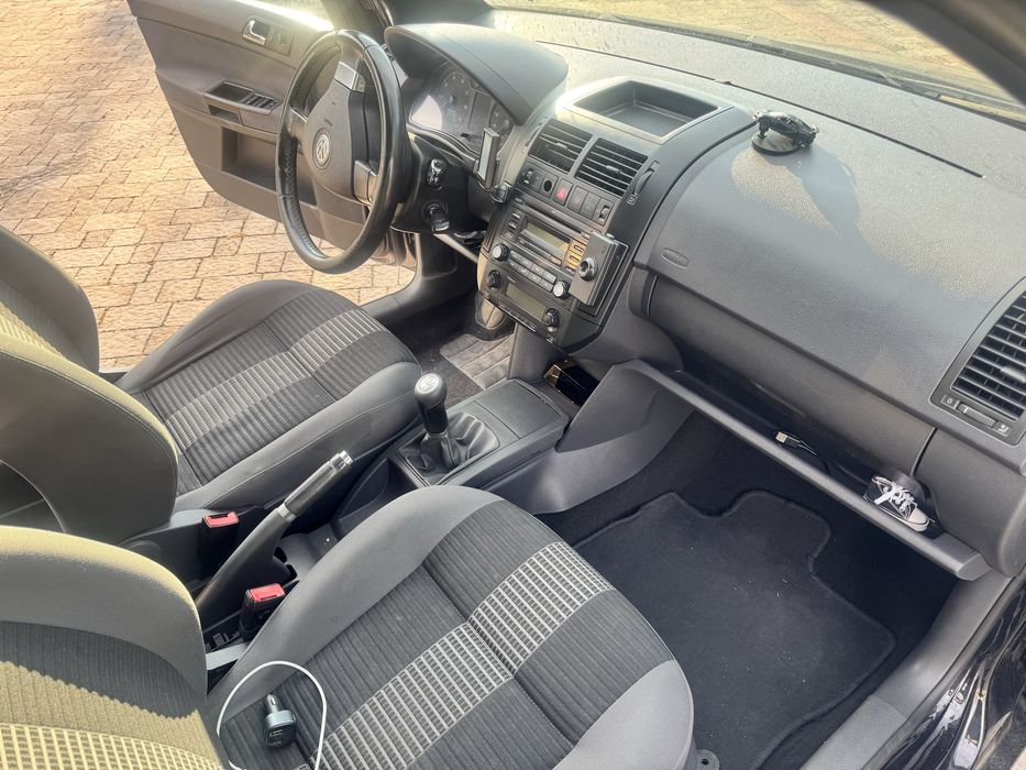 Volkswagen Polo 2009 VIN WVWZZZ9NZ9Y210385 фото оголошення 2 з 14