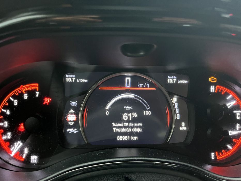 uconnect 5 Dodge Durango polski mapy lektor lampy kluczyki crash