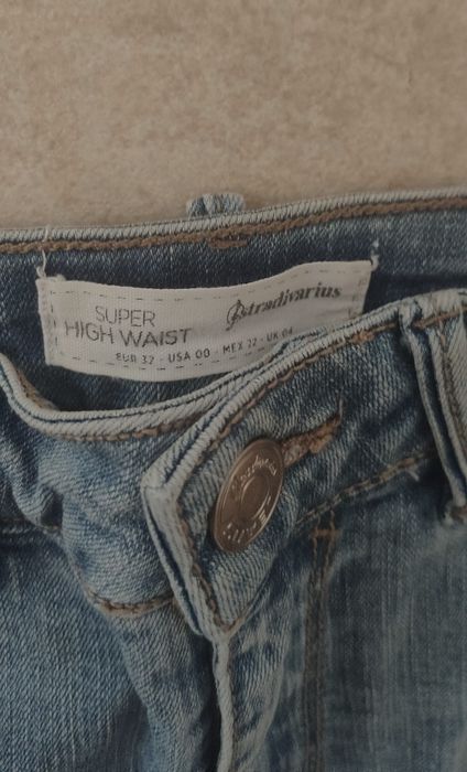 Calções Stradivarius