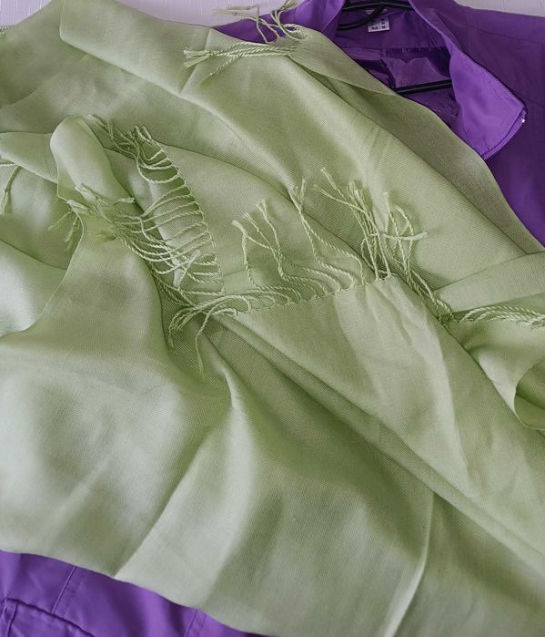 166 х 70 см легкий ніжний зелений шалик шаль палантин шарф