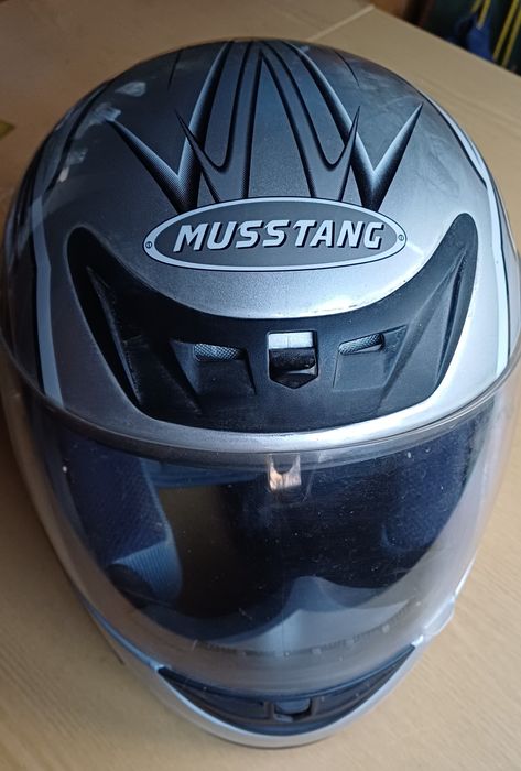 Шолом мото Musstang. Шлем