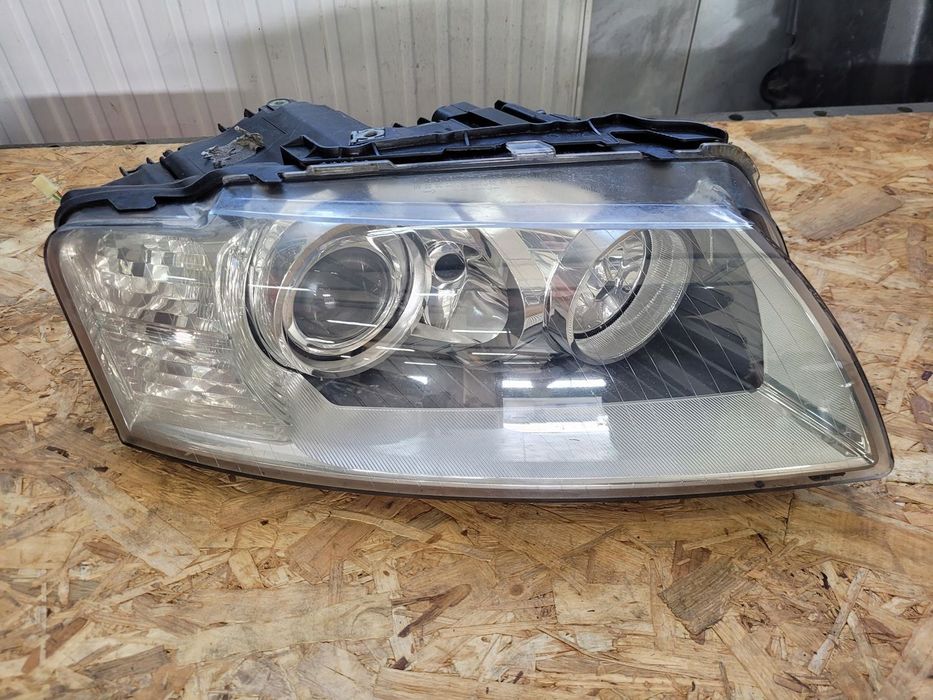 LAMPA PRAWY PRZÓD KSENON AUDI A8 D3 158154-00