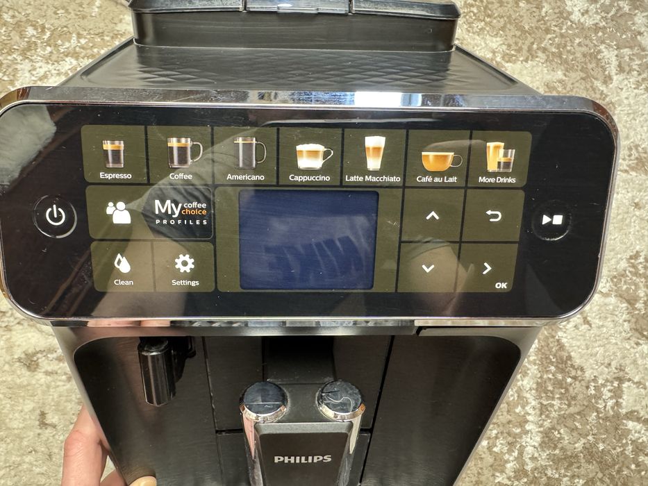 Кавомашина Philips 5400 LatteGo