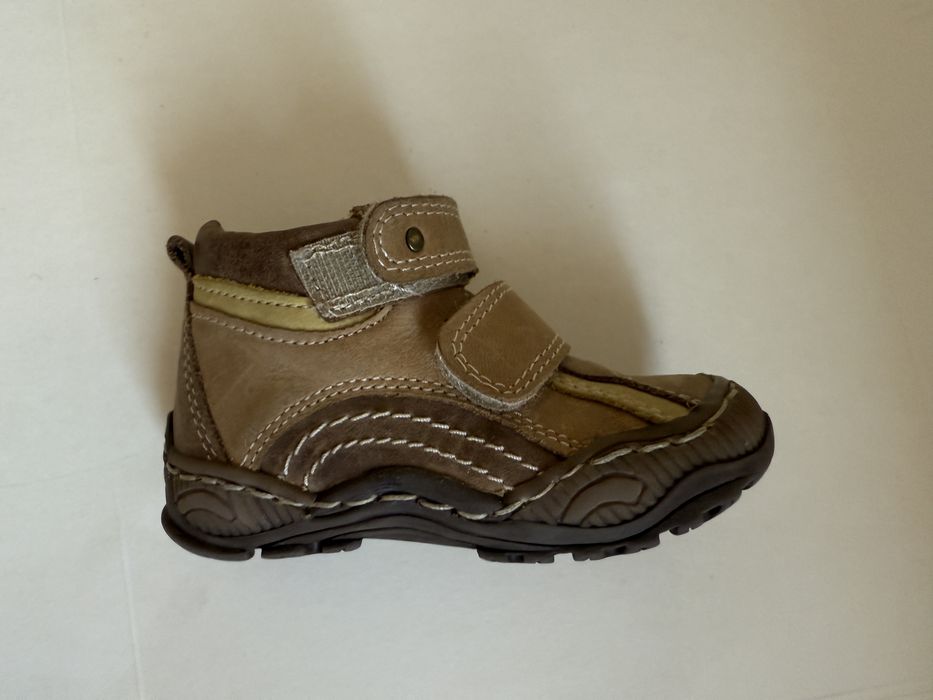 Осіннє взуття 20 розімр