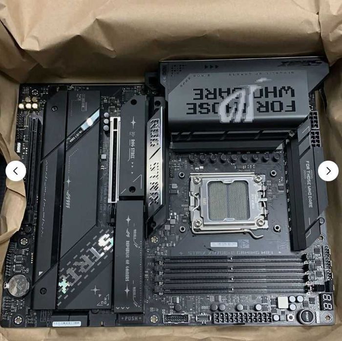 Лот 12 материнських плат X870 ROG STRIX, B650 Asus
