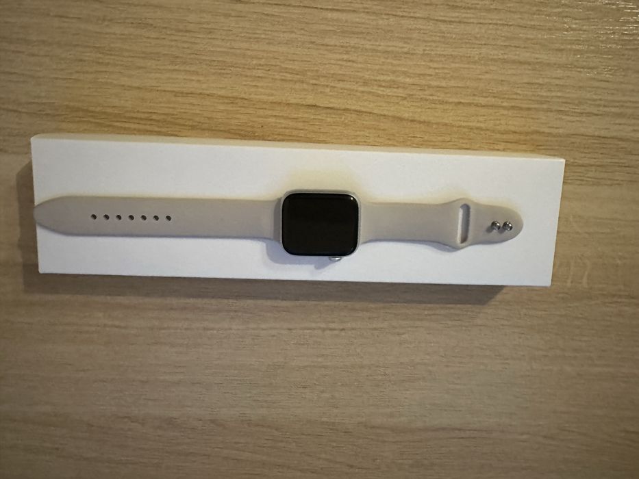 Apple Watch SE 44 mm Cellular LTE + 12 pasków + organizer | BD stan
