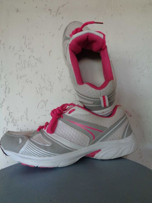CROPP sportowe damskie 42/27