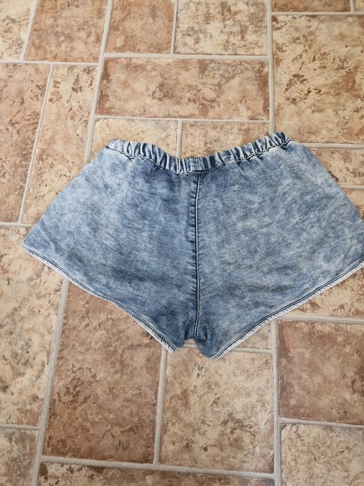 Spodenki cropp M
