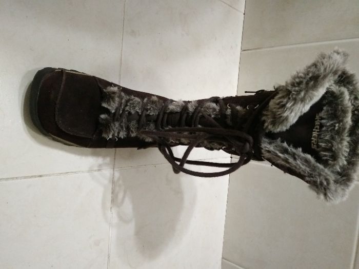 Чобітки      SKECHERS                        .
