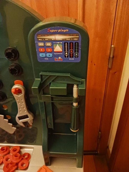 Banca de ferramentas para criança