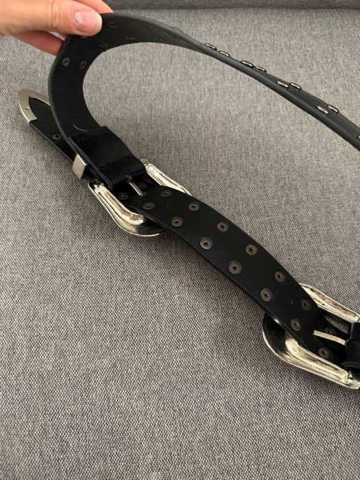 набір поясів ременів є шкіра