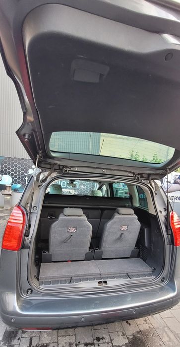 Peugeot 5008 (7 місне)