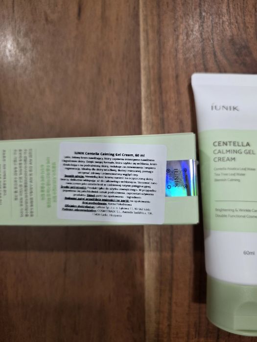 iUNIK centella calming gel