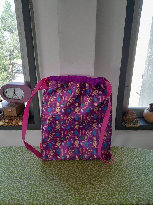 Vendo Mochila de Criança muito bonita como nova