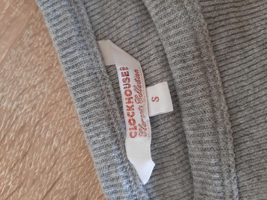 Bluzka sweterek wycięte ramiona S C&A