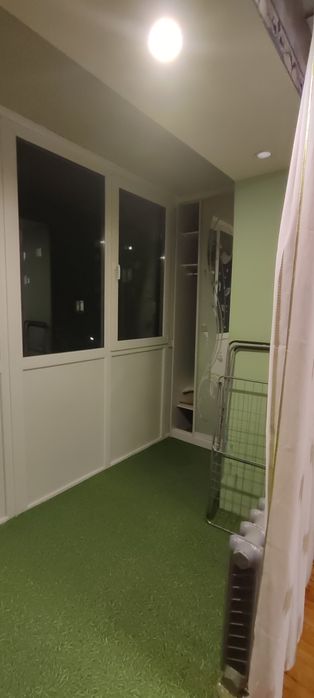 Здам 2 кВ на Грушевського (ТРЦ Глобал)