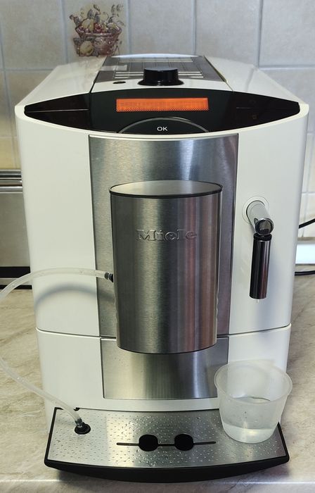 Miele CM 5200 White Кавомашина