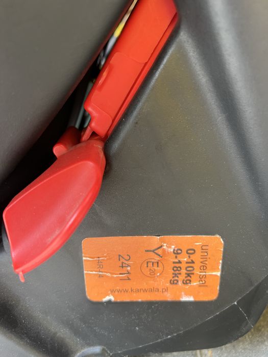 Автокрісло дитяче(9-18кг)