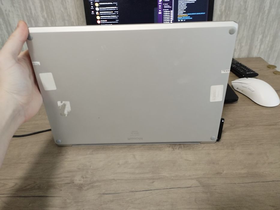 ноутбук Microsoft Surface Laptop 2