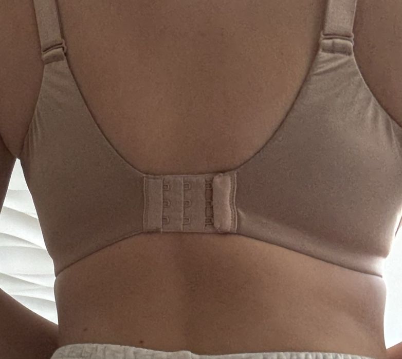 Бюстгалтер brabrabra 75G,