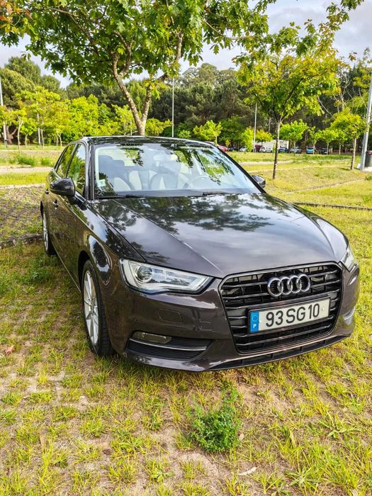 Audi A3 Sportback 1.6 TDI Attraction (2013)