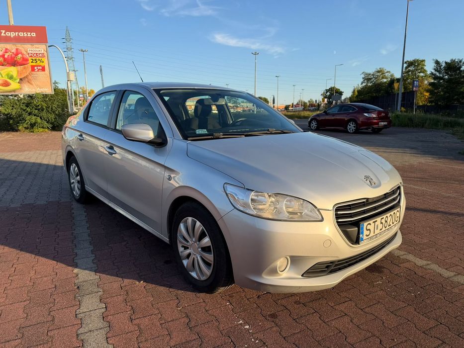 Peugeot 301