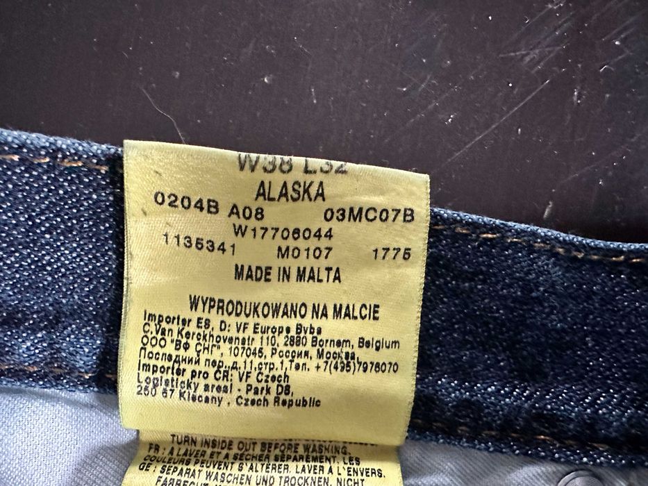 Wrangler Alaska 38/32 Spodnie Piękne